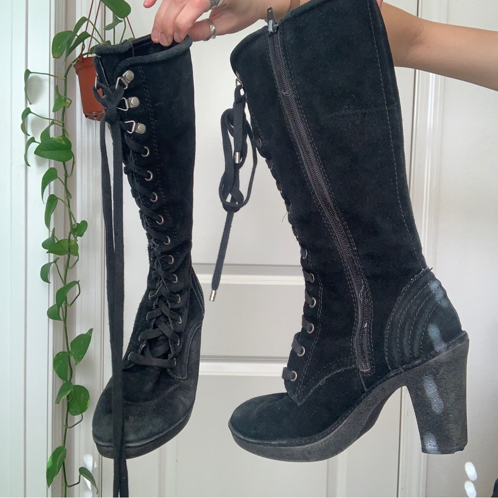 BLACK SUEDE JUICY COUTURE BOOTS